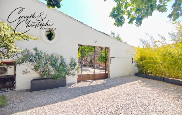 Dpt Hérault (34), à vendre à PAULHAN, maison vigneronne T5 205m² avec garage de 130m² et studio indépendant de 35m² - Terrain de 510 m2