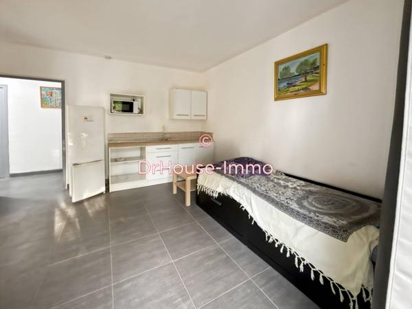 Immeuble à vendre 21 pièces de 450 m²