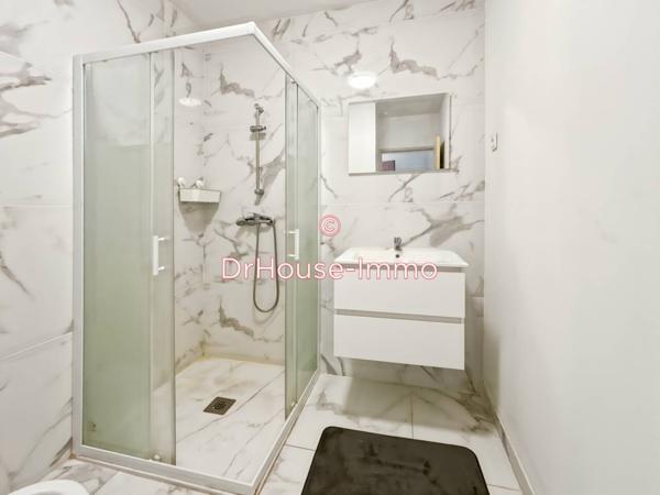 Immeuble à vendre 21 pièces de 450 m²