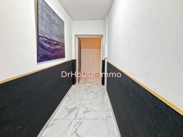 Immeuble à vendre 21 pièces de 450 m²