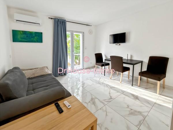 Immeuble à vendre 21 pièces de 450 m²