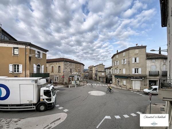 À vendre maison de village à rénover à LABLACHERE (07)