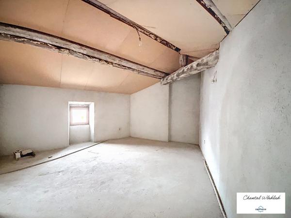 À vendre maison de village à rénover à LABLACHERE (07)