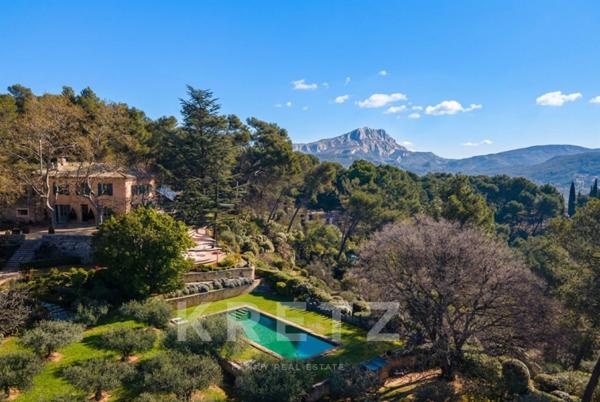 AIX-EN-PROVENCE BASTIDE D'EXCEPTION AU COEUR D’UN DOMAINE DE 3 HECTARES