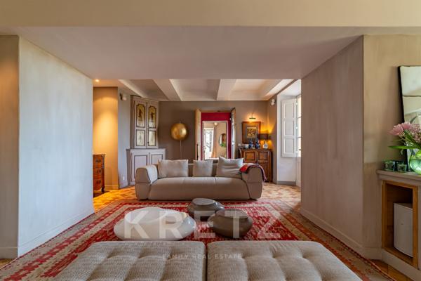 AIX-EN-PROVENCE BASTIDE D'EXCEPTION AU COEUR D’UN DOMAINE DE 3 HECTARES