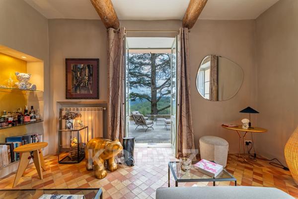 AIX-EN-PROVENCE BASTIDE D'EXCEPTION AU COEUR D’UN DOMAINE DE 3 HECTARES