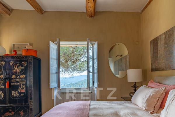 AIX-EN-PROVENCE BASTIDE D'EXCEPTION AU COEUR D’UN DOMAINE DE 3 HECTARES