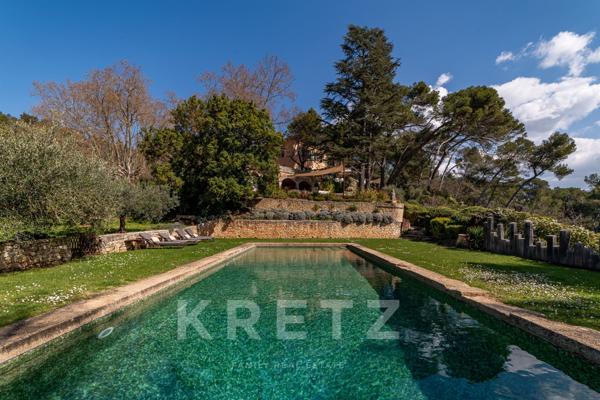 AIX-EN-PROVENCE BASTIDE D'EXCEPTION AU COEUR D’UN DOMAINE DE 3 HECTARES