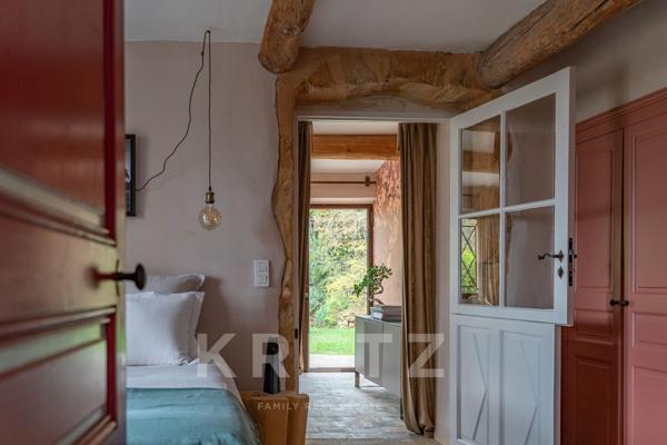 AIX-EN-PROVENCE BASTIDE D'EXCEPTION AU COEUR D’UN DOMAINE DE 3 HECTARES