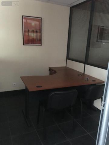 Fonds et/ou murs commerciaux à louer à La-Ferté-Bernard dans la Sarthe (72400), ref : 72085-L465