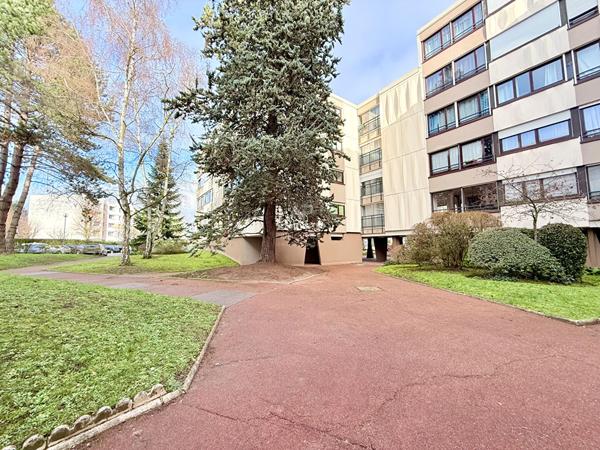 À vendre : Appartement 4 pièces à Conflans-Sainte-Honorine 169 900 € **  - Référence  8108