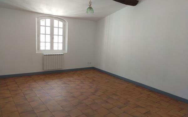 Appartement à vendre    3 pièces • 89 m2 Beaucaire
