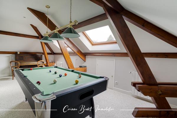 Maison 8 pièces - 320 m²