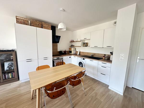 NOUVEAUTE - NOYAL CHATILLON SUR SEICHE - PROXIMITE COMMODITES - 2 CHAMBRES - EXTERIEUR -  PLACES DE PARKING
