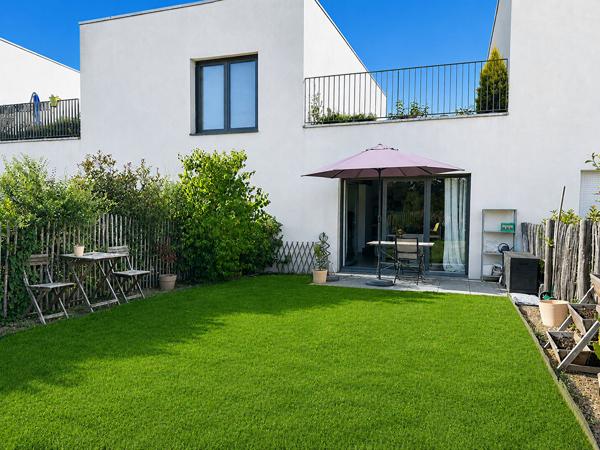 NOUVEAUTE - NOYAL CHATILLON SUR SEICHE - PROXIMITE COMMODITES - 2 CHAMBRES - EXTERIEUR -  PLACES DE PARKING