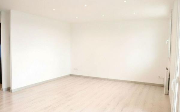 Appartement à vendre    3 pièces • 62,26 m2 Bourg-lès-Valence