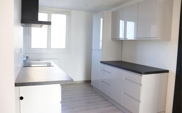 Appartement à vendre    3 pièces • 62,26 m2 Bourg-lès-Valence