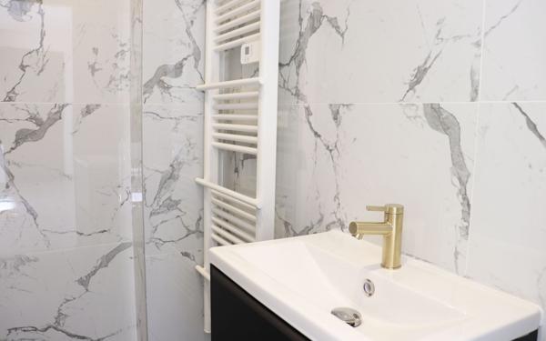 Appartement à vendre    3 pièces • 62,26 m2 Bourg-lès-Valence