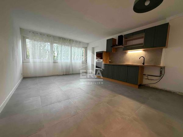 À LOUER ? Appartement 4 pièces de 70 m² à Vétraz-Monthoux - location non meublé