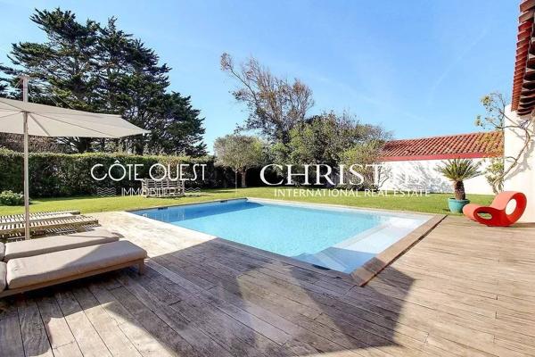 À vendre Bidart - Villa avec piscine au calme absolu avec vue sur l'océan