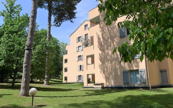 Appartement à vendre    4 pièces • 82 m2 Saint-Genis-Laval