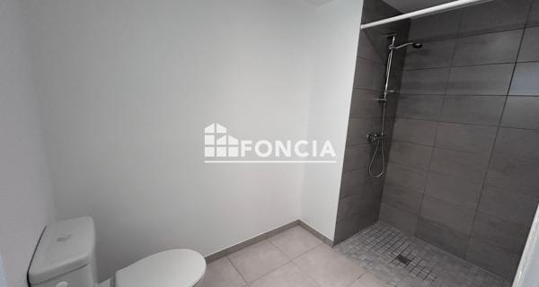 Location Studio meublé 21.29 m² - La Roche-sur-yon 85000