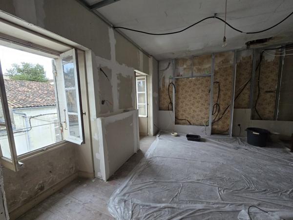 Maison à vendre |  Jonzac |  3 pièces | 90 m²