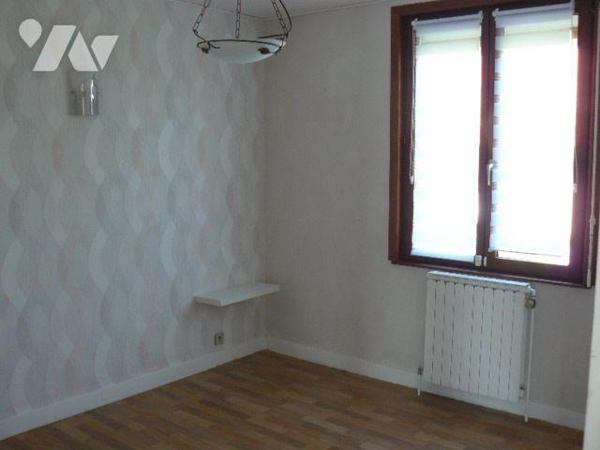 Maison à vendre à Aydoilles (88600) dans les Vosges (88)

Cette maison, située à Aydoilles, p...