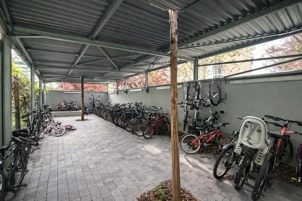 NANTERRE Appartement familial 4 pièces avec balcon