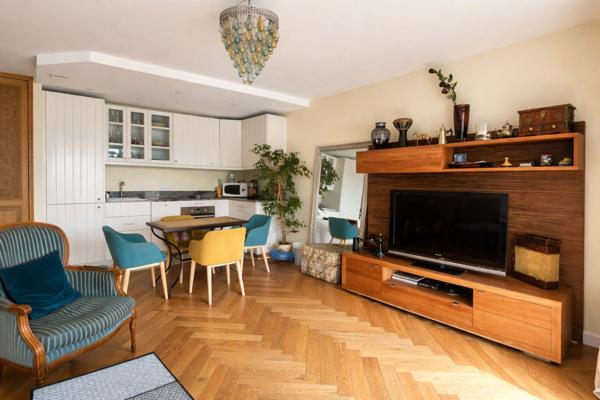 NANTERRE Appartement familial 4 pièces avec balcon
