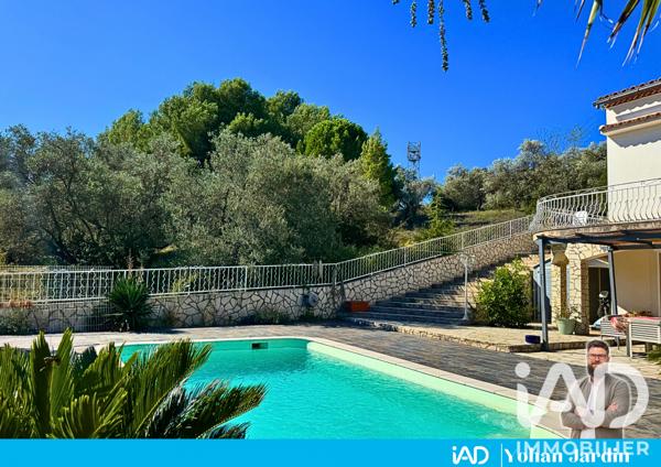 Maison à vendre 7 pièces 215 m² Saint-Gilles