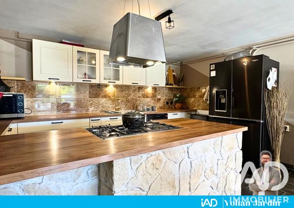 Maison à vendre 7 pièces 215 m² Saint-Gilles