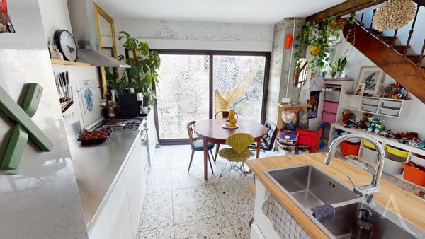 Centre ville de CHÂTEAUROUX Maison de 73m2 habitables Deux chambres Garage