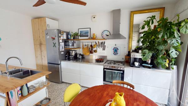 Centre ville de CHÂTEAUROUX Maison de 73m2 habitables Deux chambres Garage