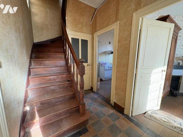 Située dans le village de Souesmes (41), cette jolie meulière de 68 m², sur un terrain de 263 m...