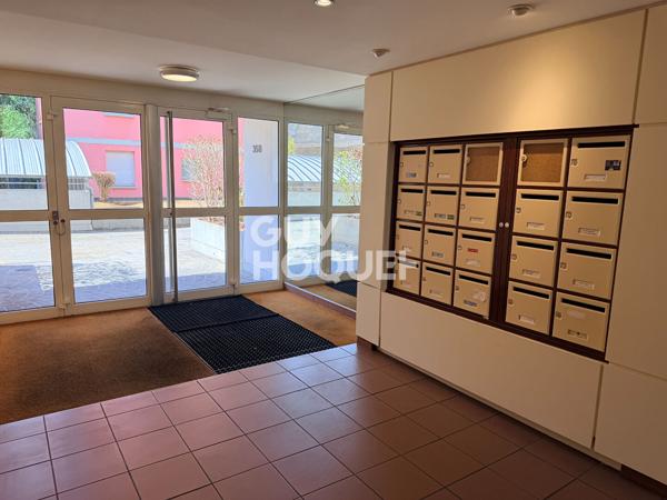 Appartement 3 pièces - 65 m² - Terrasse - Garage - Cave - Besançon Saint-Claude
