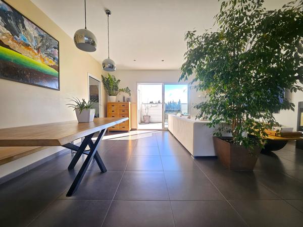 Pertuis (84120) Exclusivité –Appartement avec terrain proche d'Aix-en-Provence