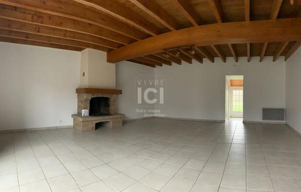 Maison de bourg rénovée - Meublée T3 60 m²  - garage - jardin VIGNEUX DE BRETAGNE