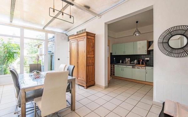 Maison à vendre    7 pièces •  Reims