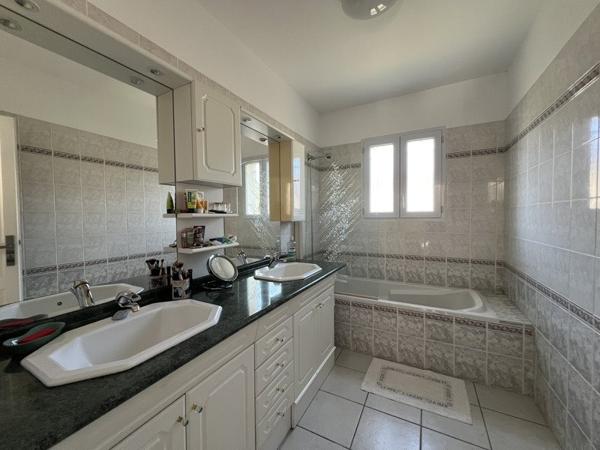 Maison à vendre |  Marcheprime |  6 pièces | 128 m²