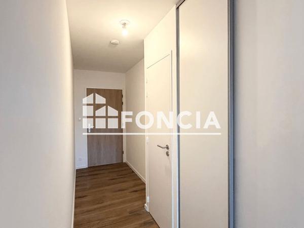 Location Appartement 3 pièces 70.5 m² - 2 RUE MARCEL DOUTRELIGNE Cholet 49300