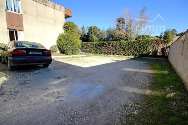 APPARTEMENT F3 de 72.41m²au 2ème et dernier étage.