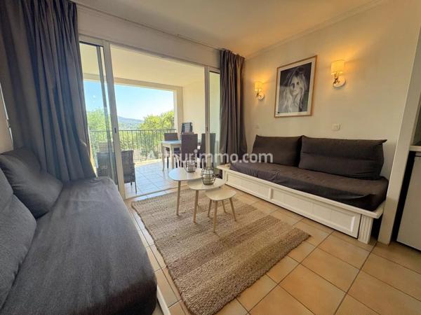 Vente                                                      Appartement
                        
                     2 pièces                      32 m2                     à Grimaud