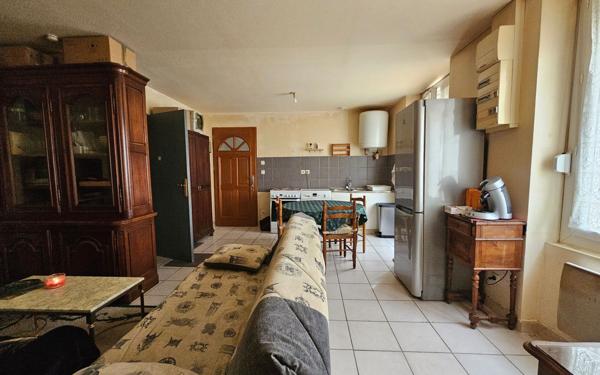 Appartement à vendre    2 pièces • 40,77 m2 Saint-Étienne