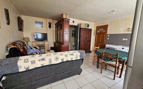 Appartement à vendre    2 pièces • 40,77 m2 Saint-Étienne