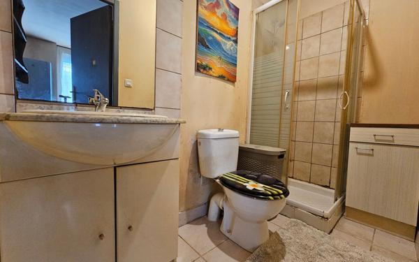 Appartement à vendre    2 pièces • 40,77 m2 Saint-Étienne