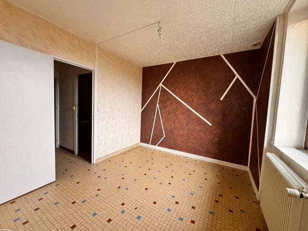 Ensemble immobilier à rénover / Fort potentiel / Trenal (39570) 123 m²