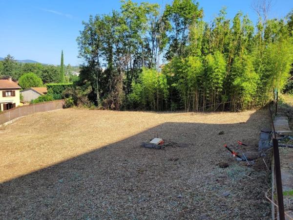 Terrain constructible et viabilisé