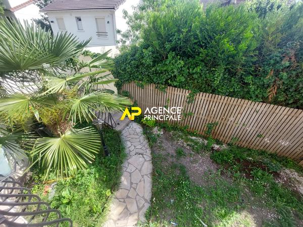 BEZONS _ Maison de ville 4 pièces 2 chambres 288 750 € **  - Référence  4499