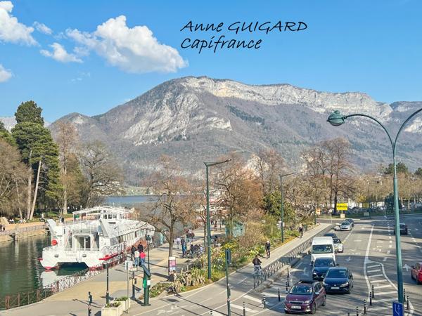 ANNECY (74) - Vieille ville - Bord du lac - Appartement 4 pièces de 92m² avec vue lac